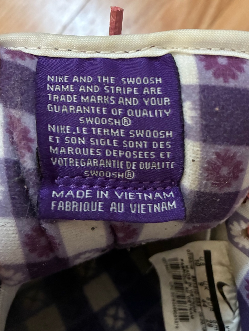 Nike SB Purple and Pink Low-Top Skate Shoes - Picture 5 of 8